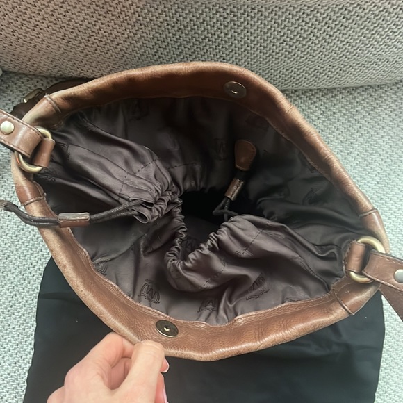 Massimo Dutti Leather crossbody bag - Picture 11 of 11